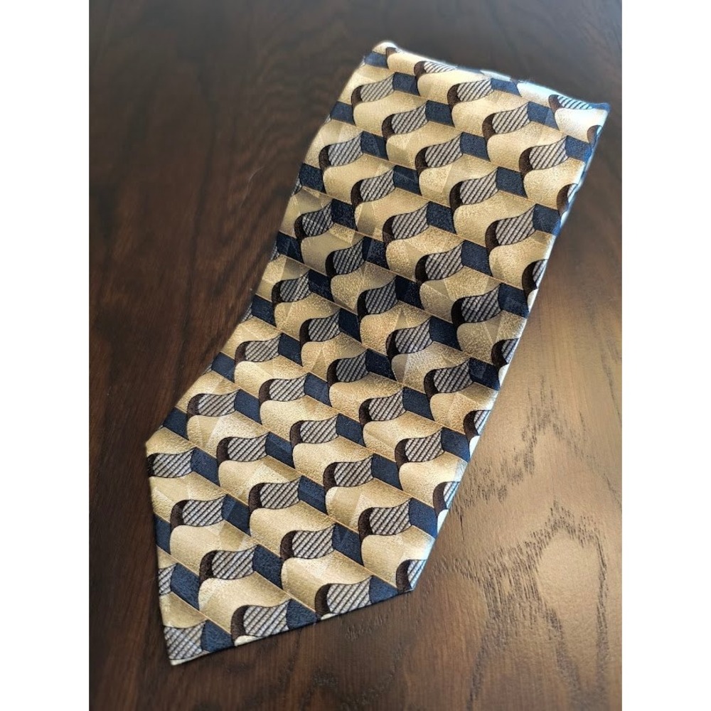 FACETS Chute Men's Necktie Geometric Pattern Silk NWT‎